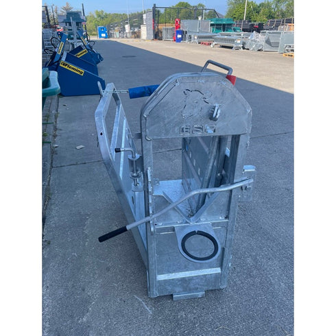 Gibney DEHORNING CRATE